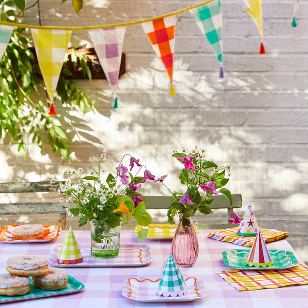 Everyones Welcome Gingham Bunting