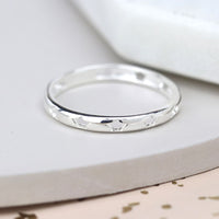 Sterling silver fine band ring with cut-out stars Large