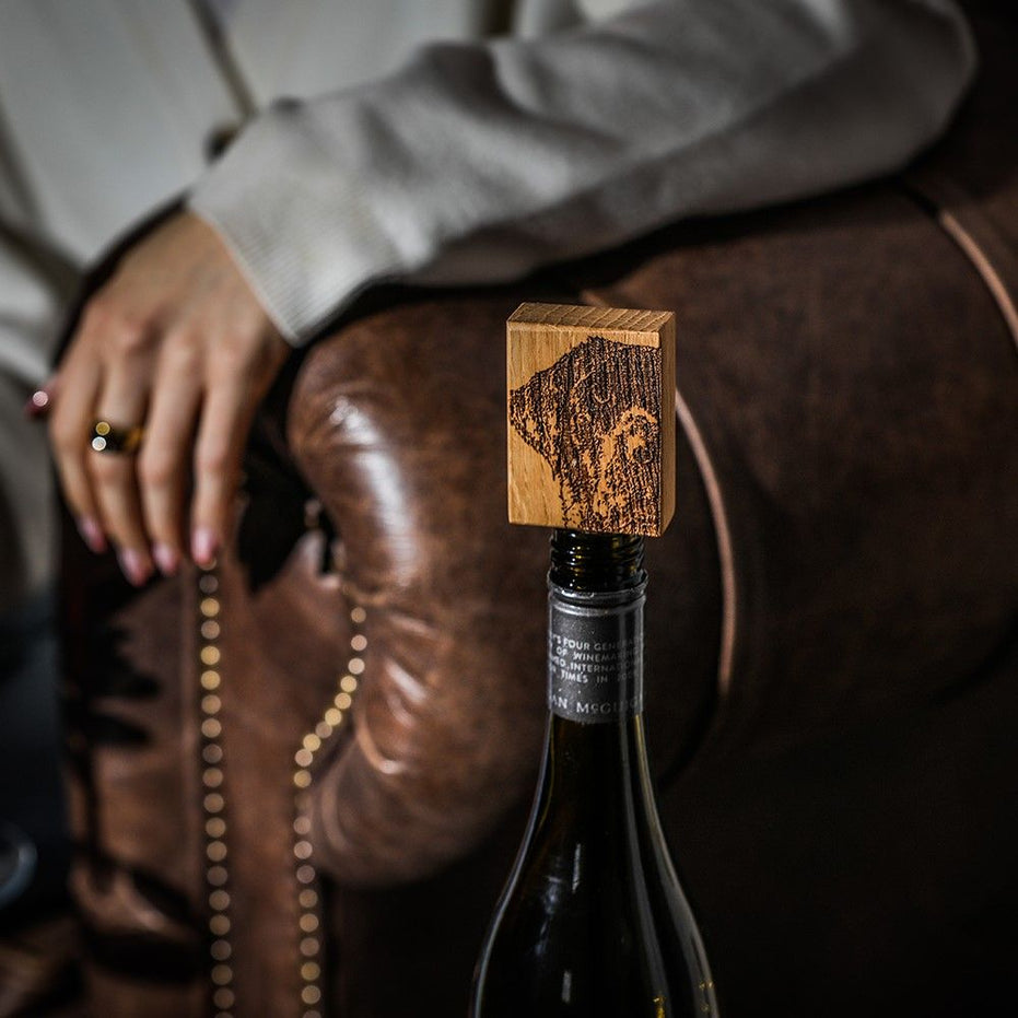 Labrador Oak Bottle Stopper