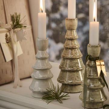 Porcelain Grooved Candle holder