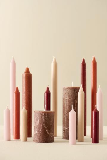 Short Dinner Candle Light Pink Rustic