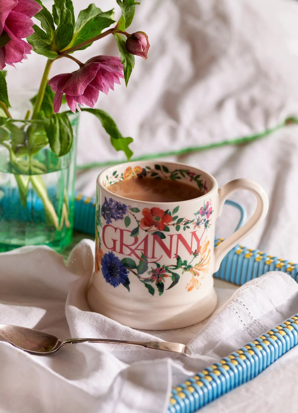 Garden Flowers Granny 1/2 pint Mug