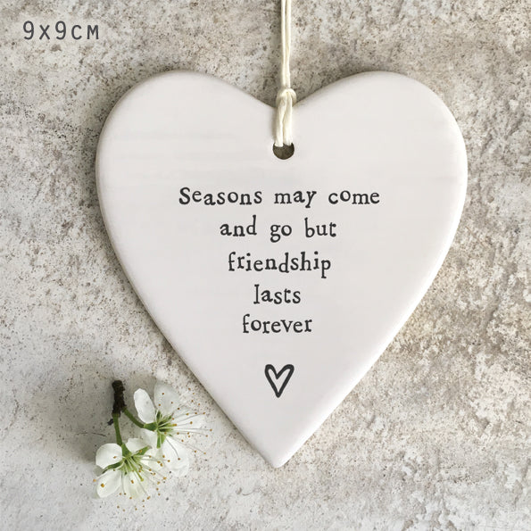 Porcelain round heart - Seasons come and go