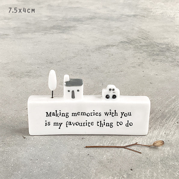 Porcelain scene - Making memories with you