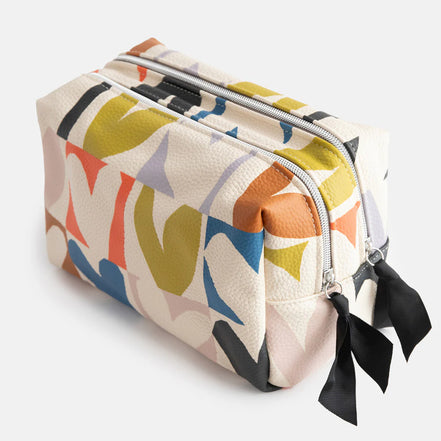 Multi Checkmate Heart Large Travel Washbag
