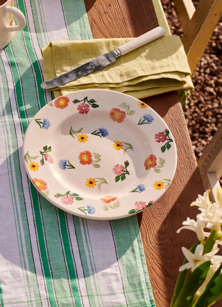 Poppies &amp; Pinks Medium 8.5 Ich Dinner Plate