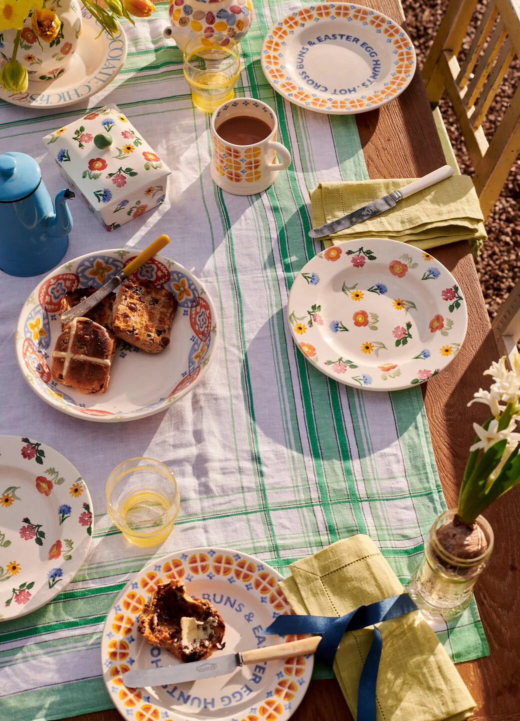 Easter Eggs Hot Cross Buns 8 1/2 Inch Plate