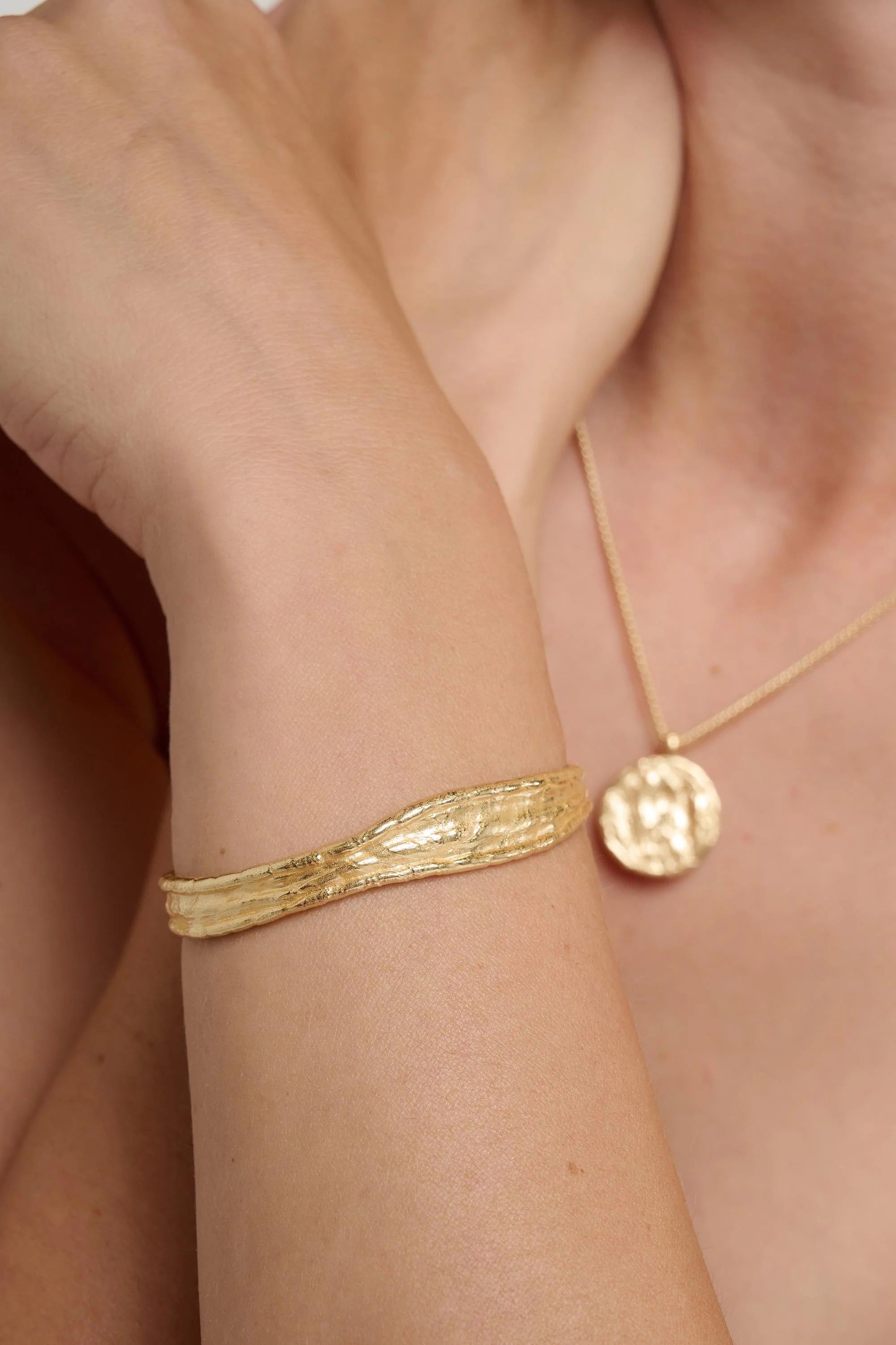 Driftline Bangle - Gold