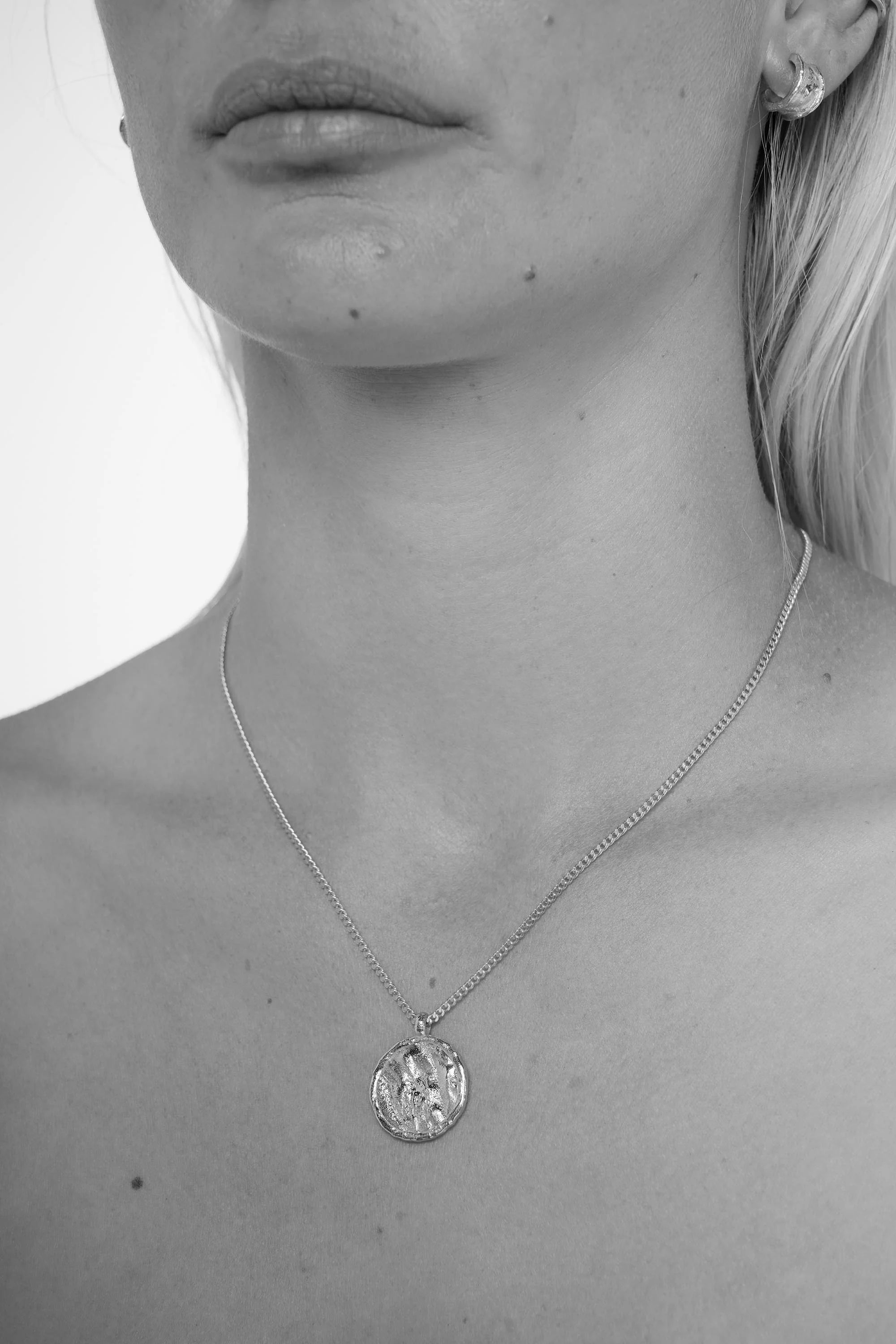 Arc Necklace - Silver