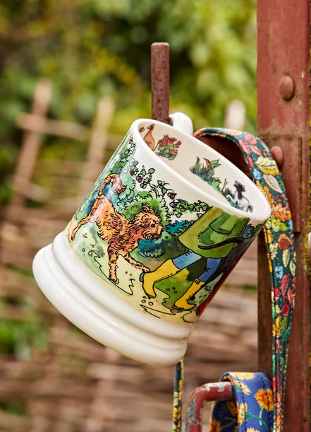Dogs The Good Life Favourite Dog Walks 1/2 Pint Mug