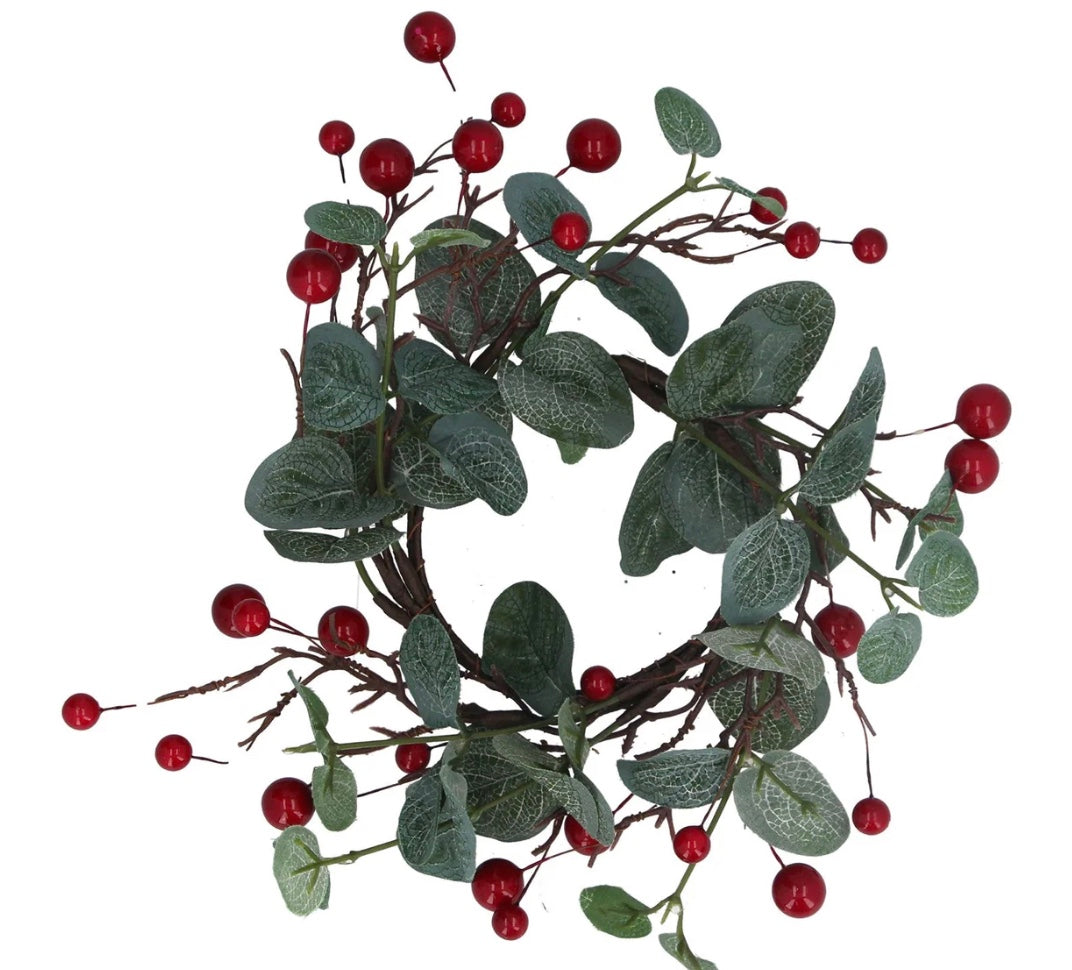Large Eucalyptus Berry Candle Ring - Red
