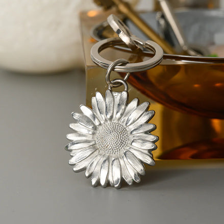 Daisy Pewter Keyring