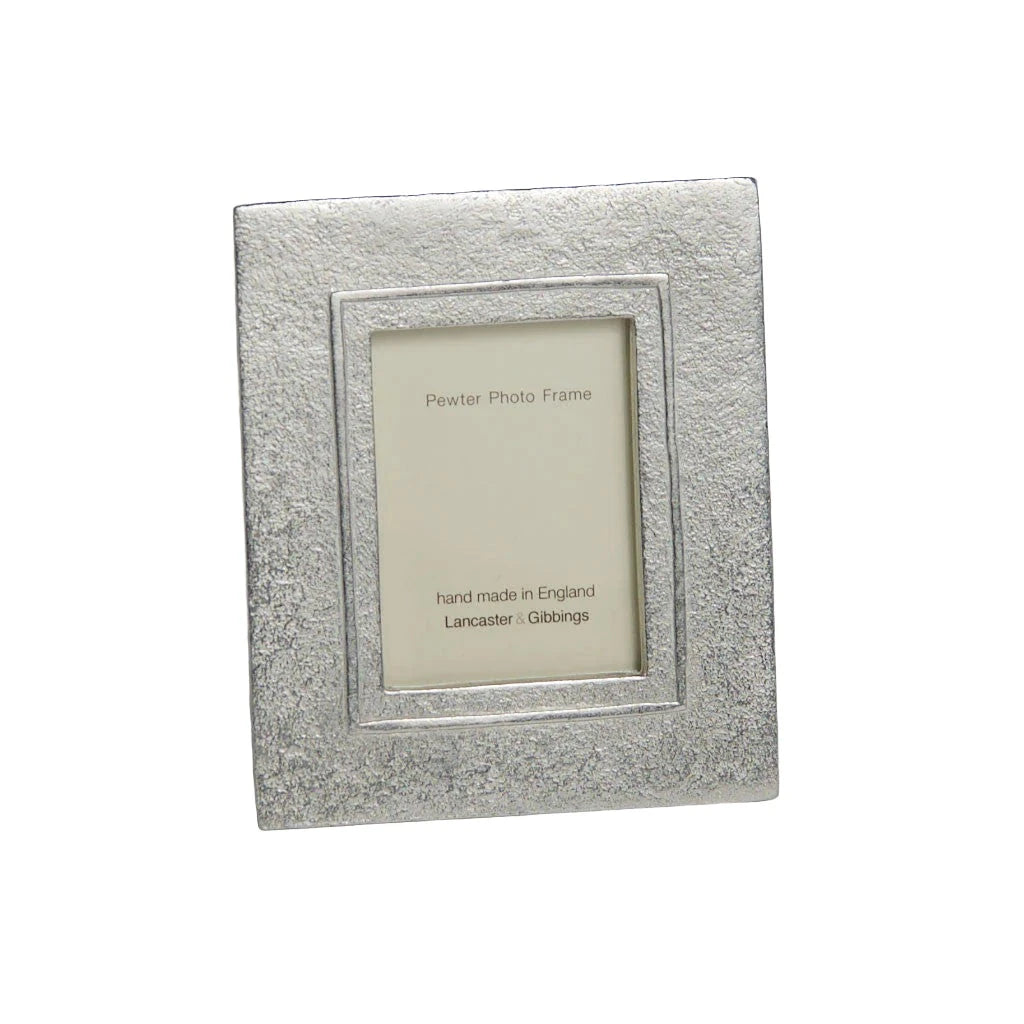 Raised Line Mini Frame Medium