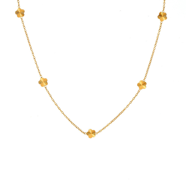 Gold Five Flower Necklace