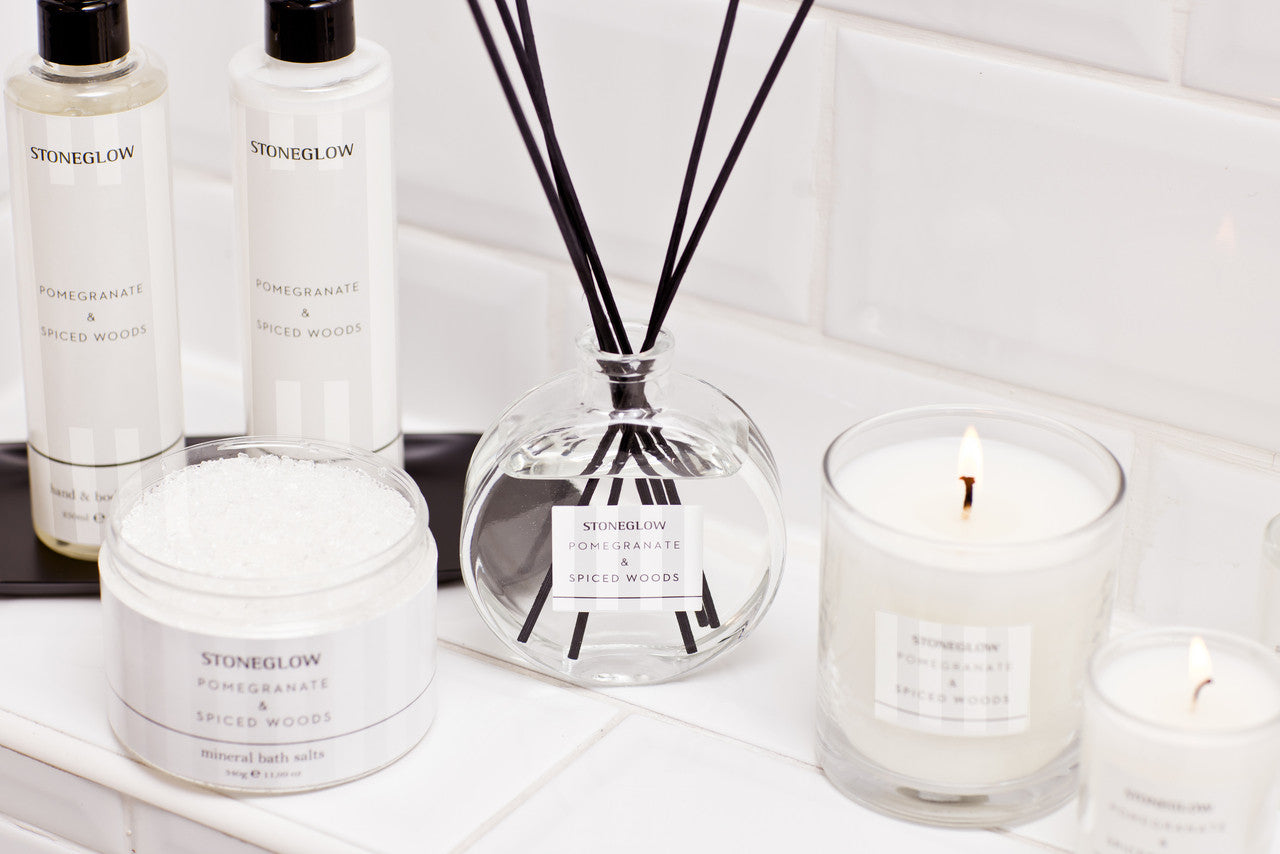 Modern Classics Pomegranate & Spiced Woods Reed Diffuser – 120ml