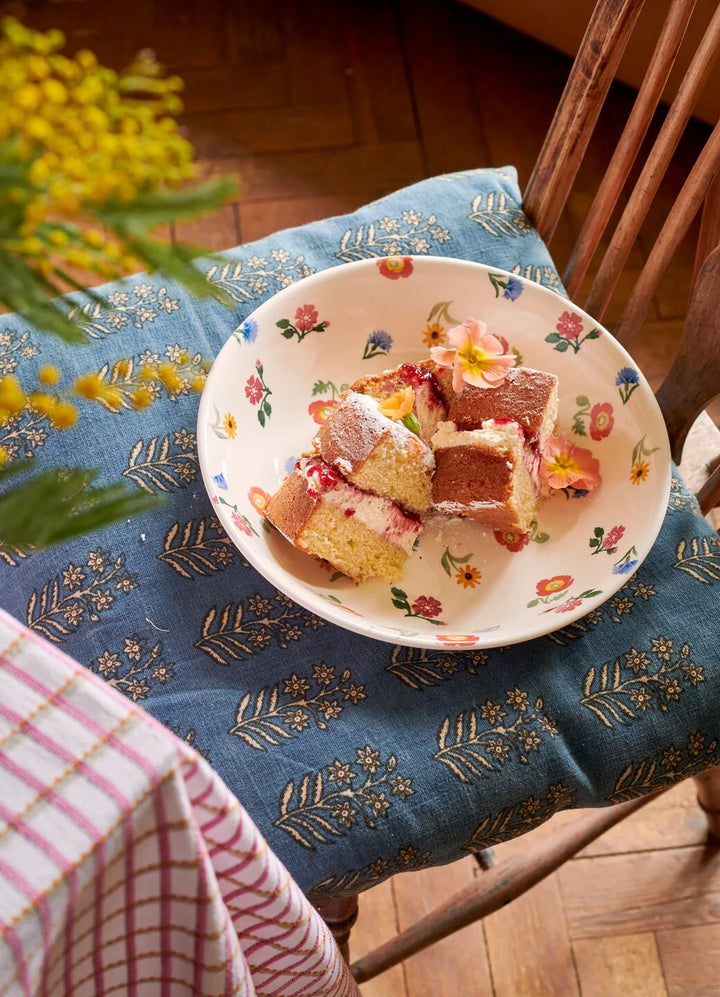 Poppies &amp; Pinks Medium Dish