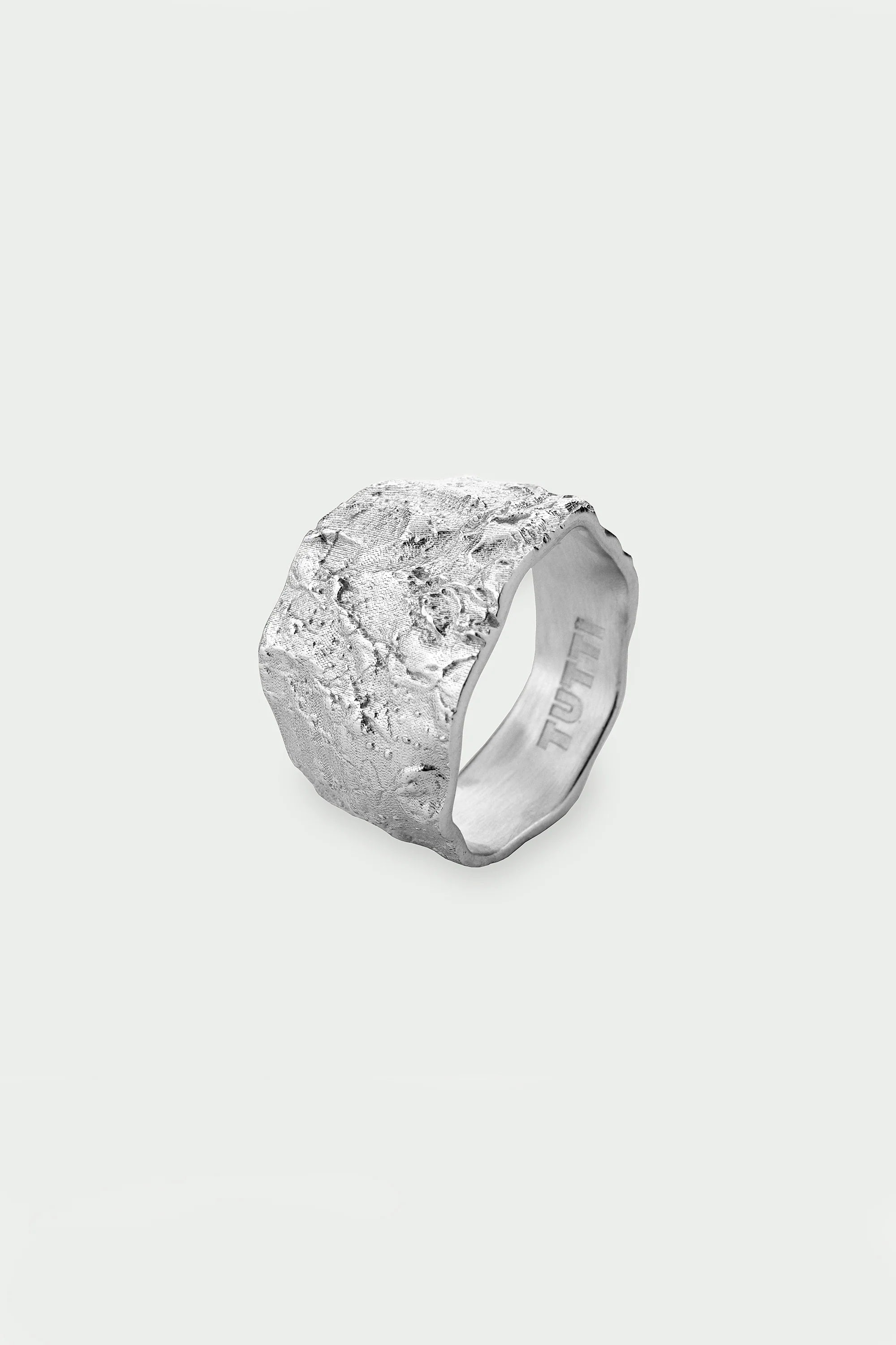 Medium Revere Ring- Silver