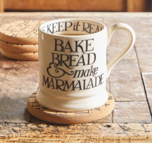 Black Toast Bake Bread 1/2 Pint Mug