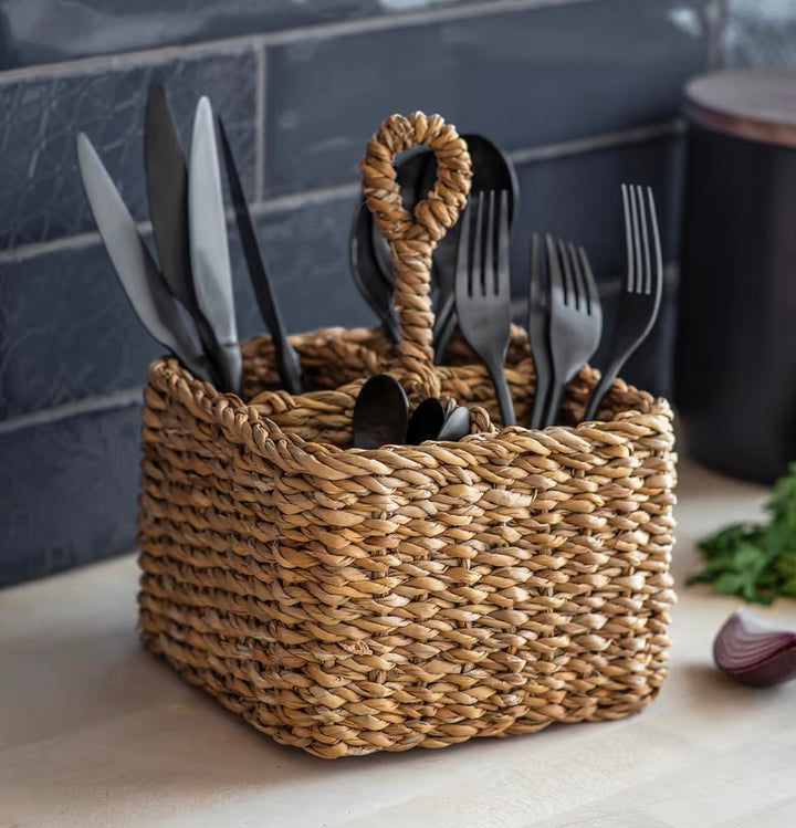 Seagrass Brading Cutlery Holder