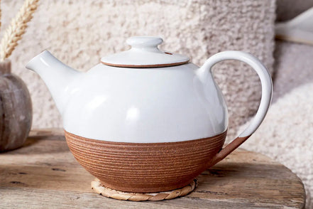 Mali Ribbed Teapot - White and Terracotta