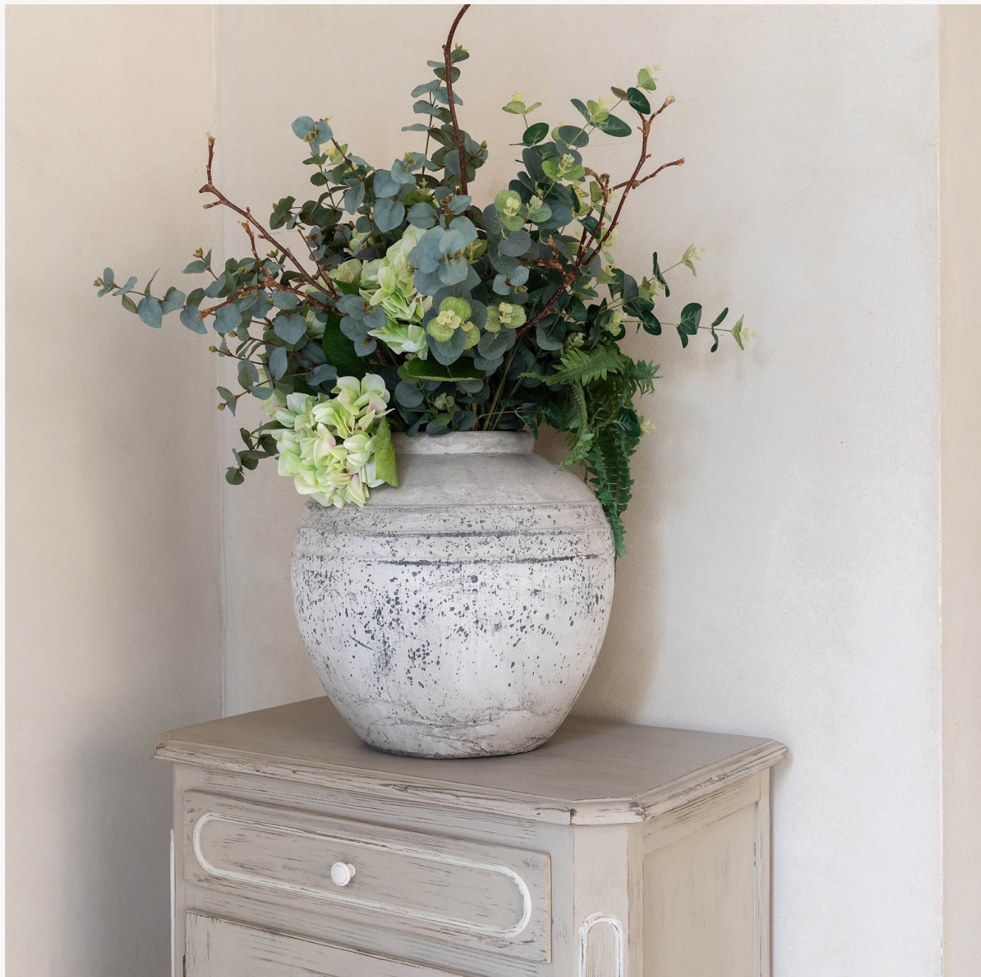 Birkdale Stone Rounded Pot