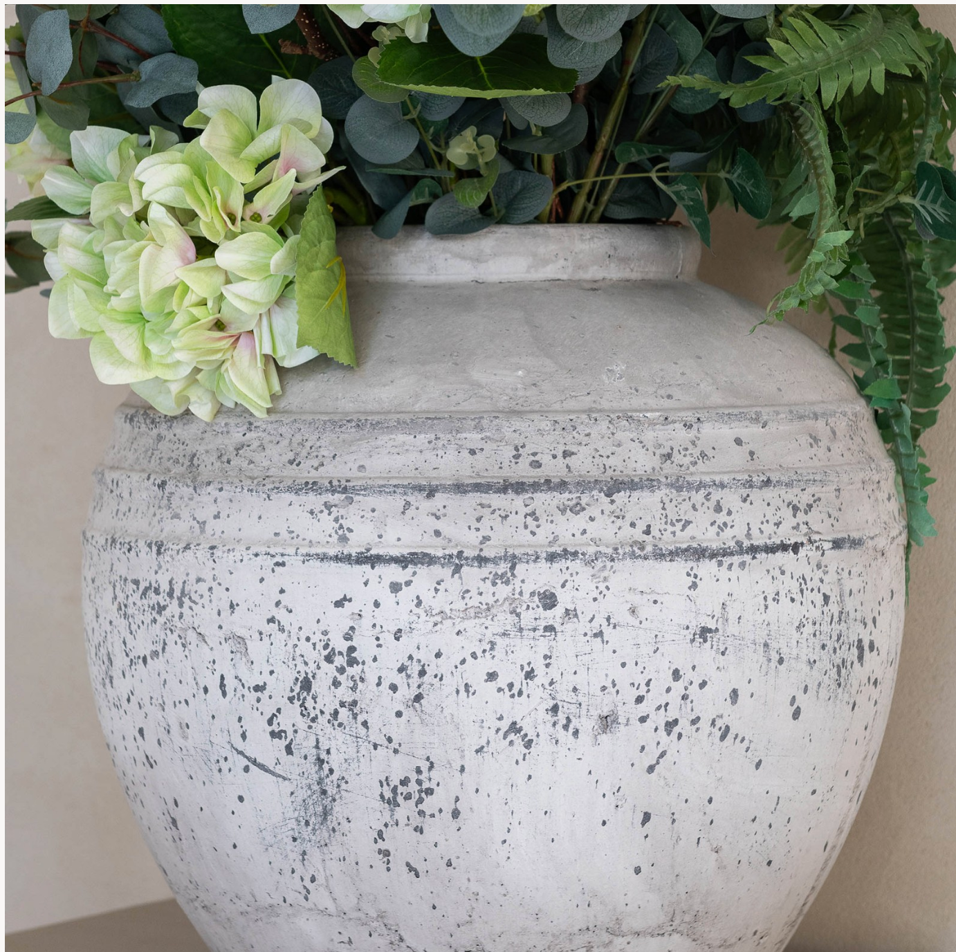 Birkdale Stone Rounded Pot