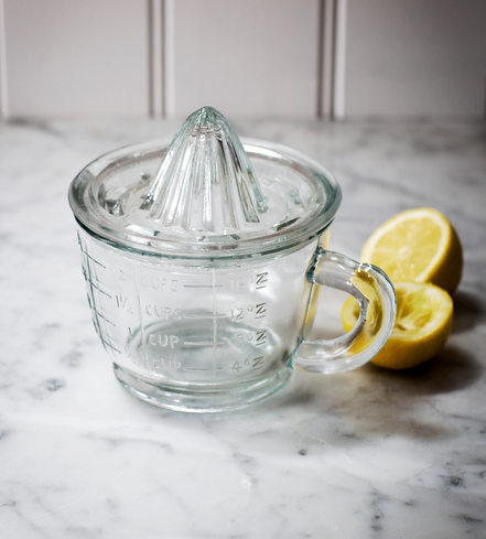Classic Glass Juicer