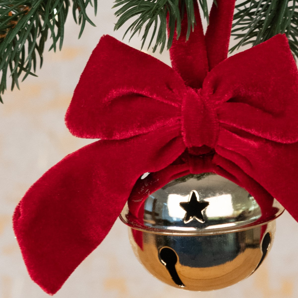 Bell with Velvet Bow – 6cm