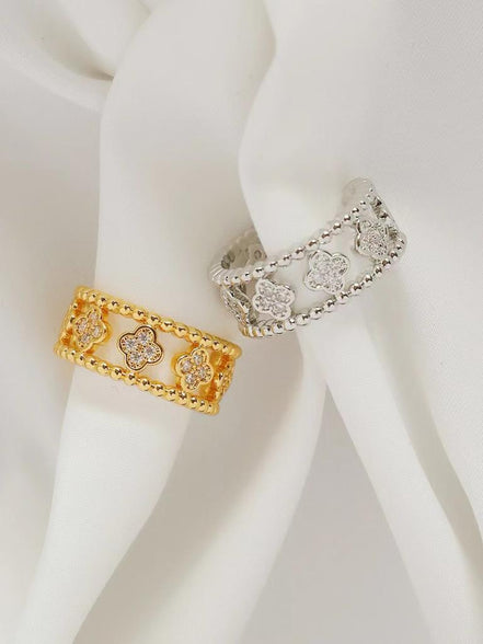 Multi Flower Ring In Silver