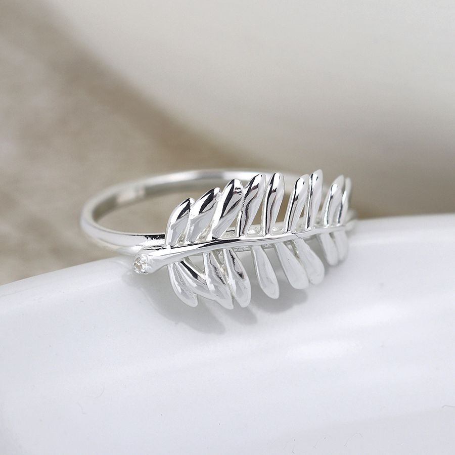 Silver Fern Ring with Crystal - Extra Large